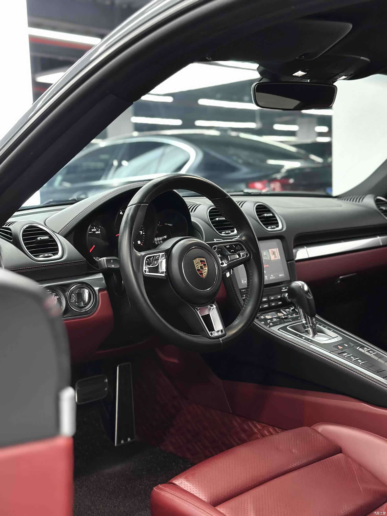 Porsche Cayman, 2017 8
