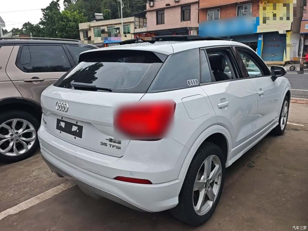 Audi Q2L, 2019 7