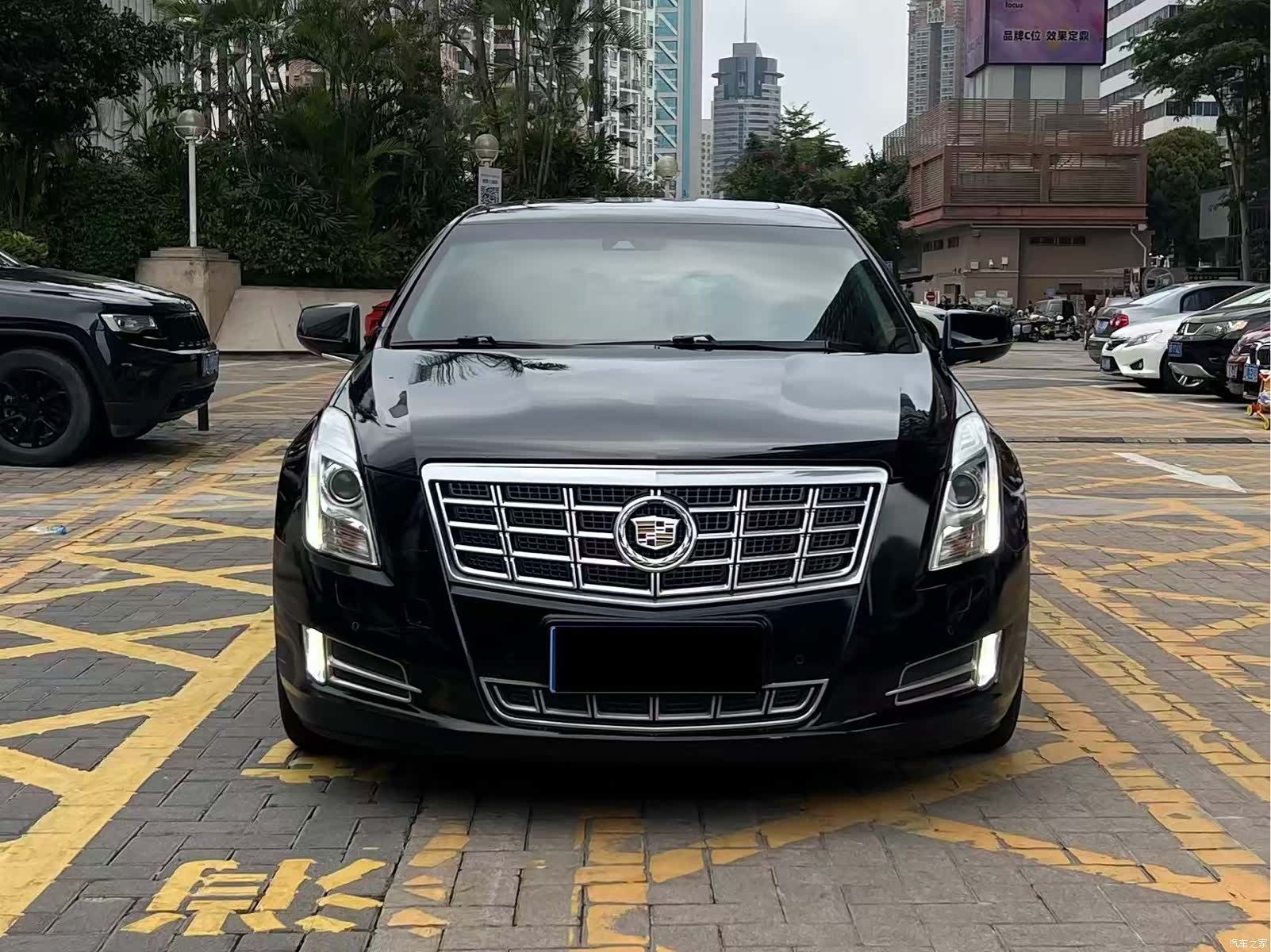 Cadillac XTS, 2013 2