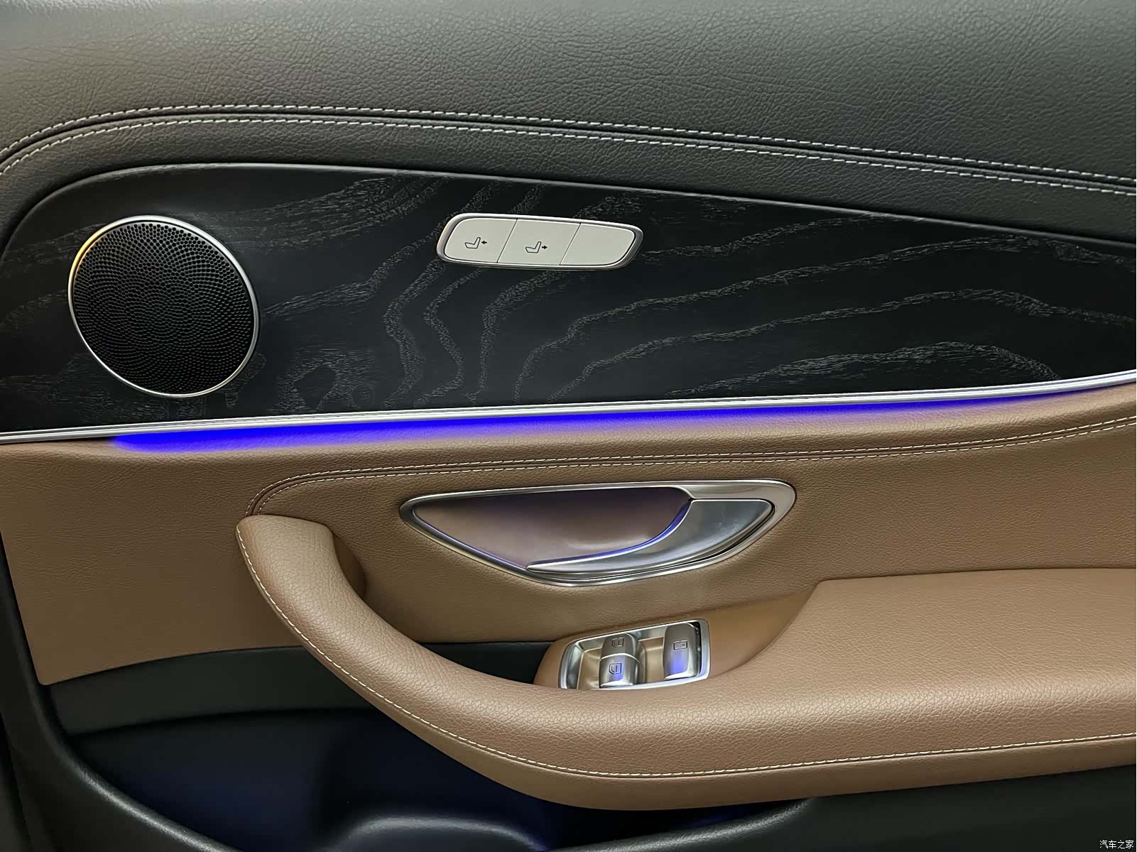 Mercedes-Benz E-Class, 2019 28