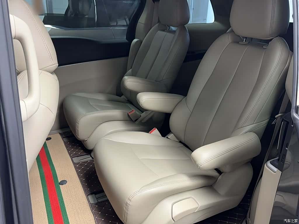 Buick GL8, 2020 9