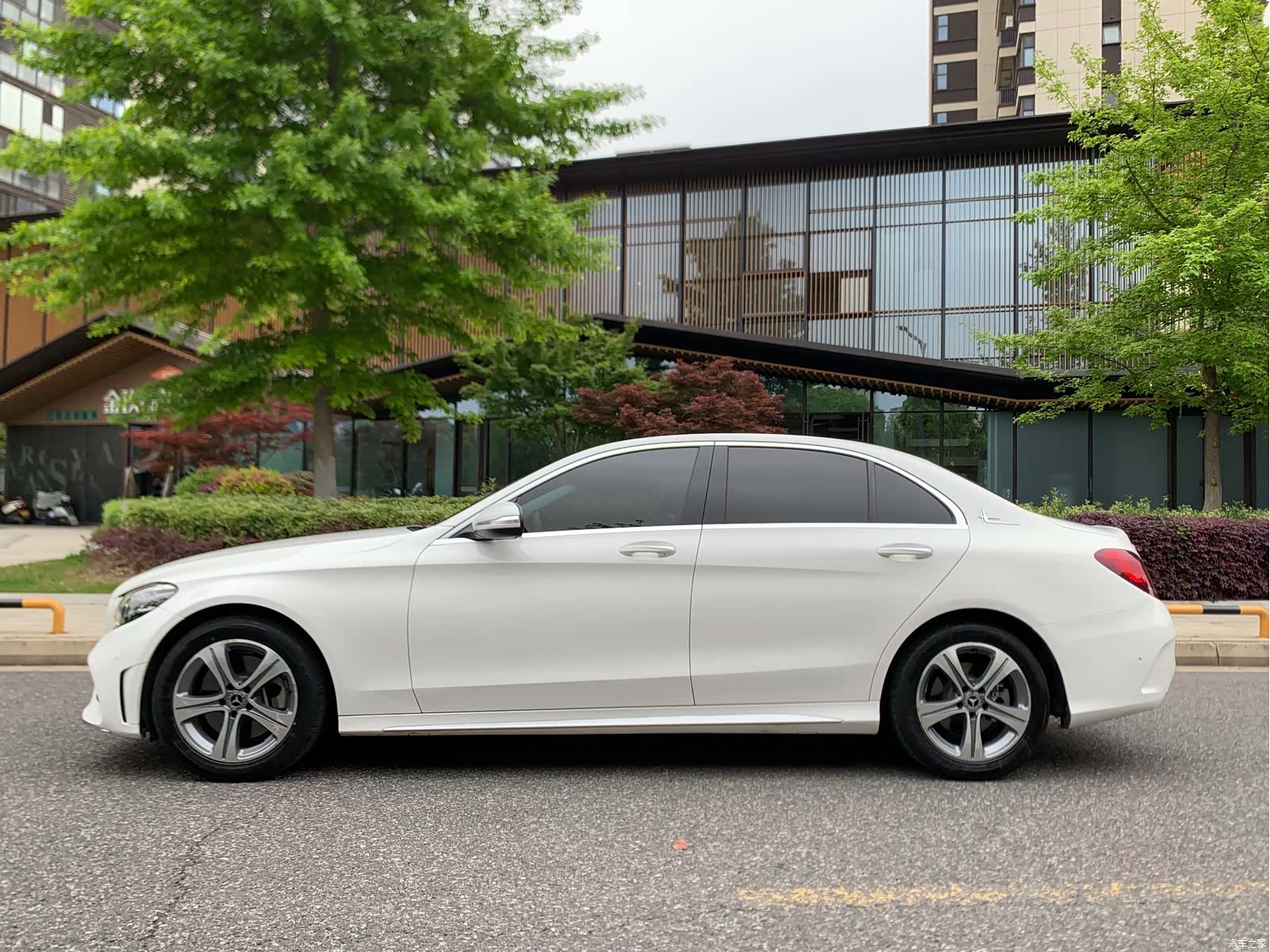 Mercedes-Benz C-Class, 2019 4