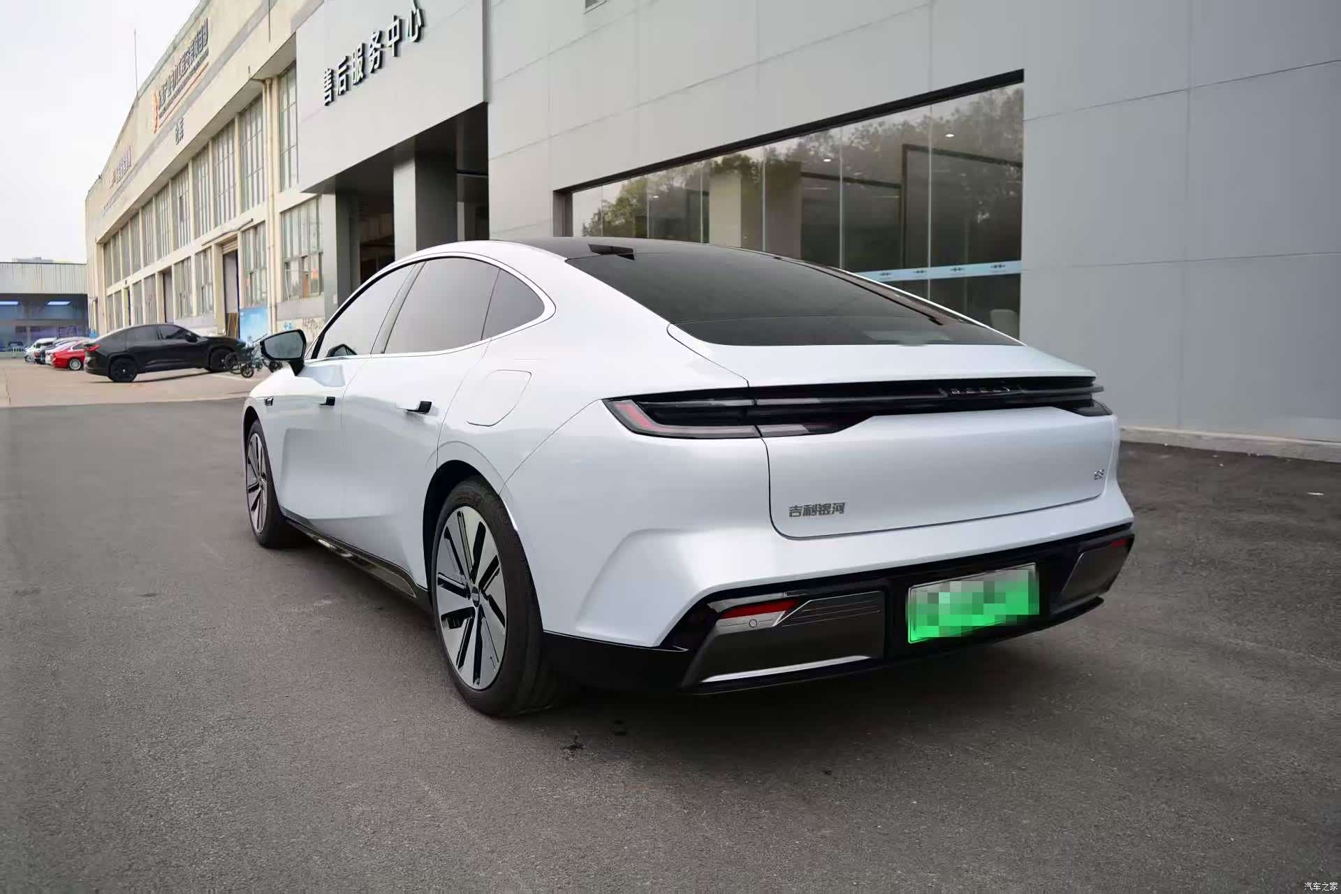 Geely E8, 2024 все фото