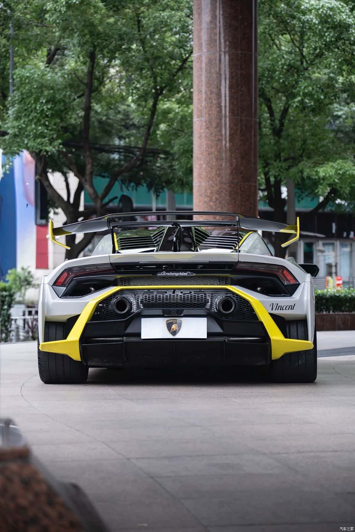Lamborghini Huracán, 2023 8
