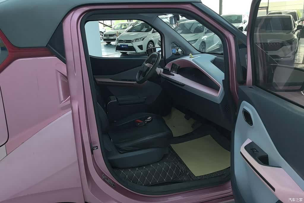 Wuling E200, 2020 8