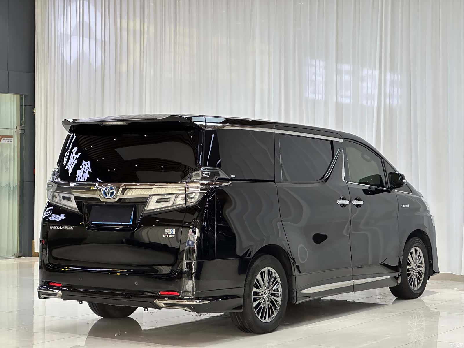 Toyota Vellfire, 2019 12