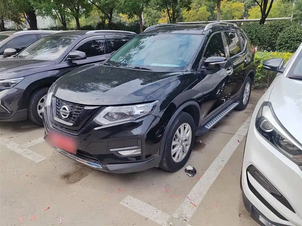 Nissan Qijun