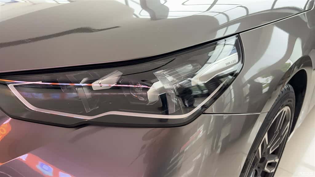 BMW 5 Series, 2025 8