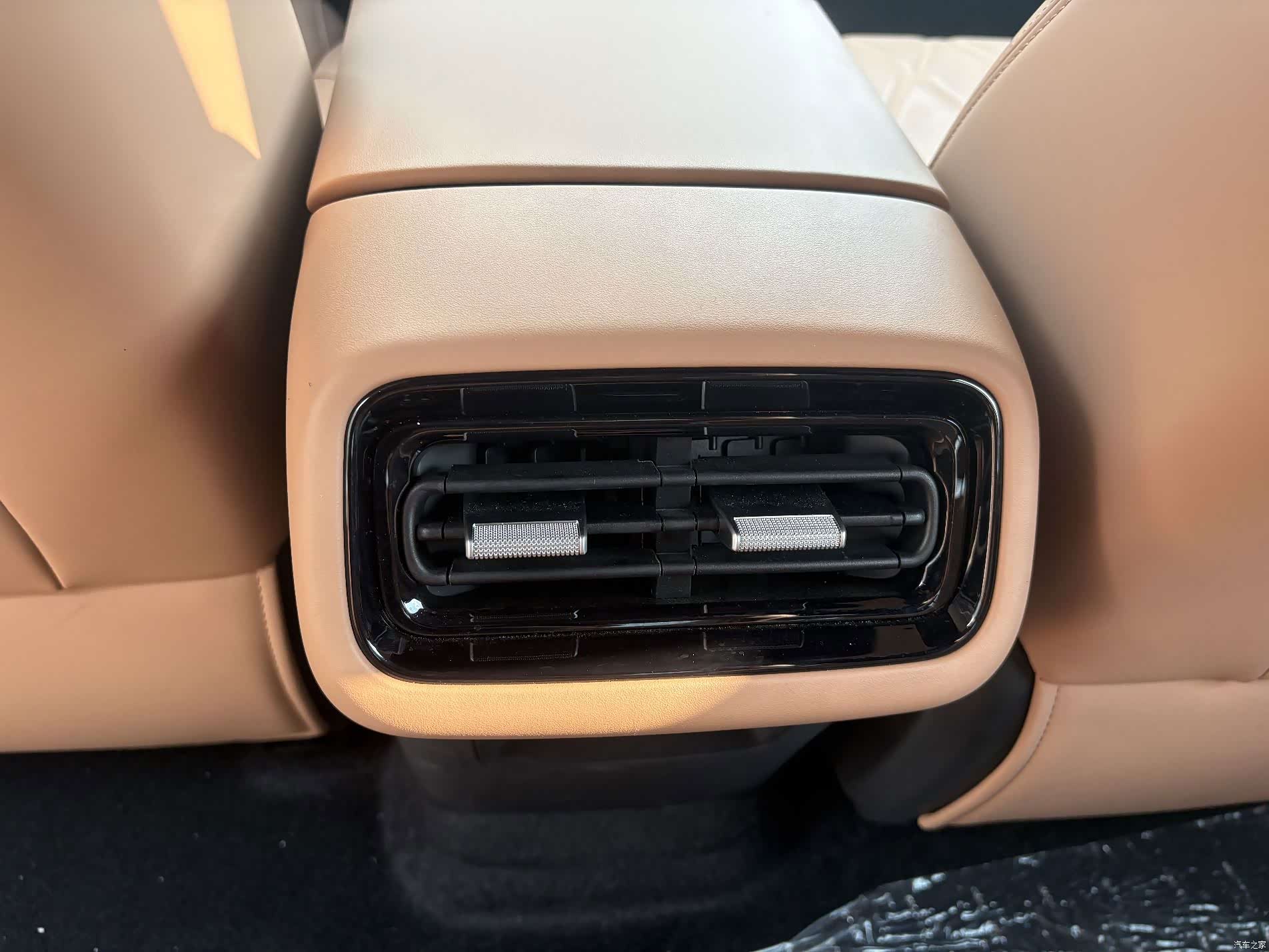 Geely A7, 2025 15