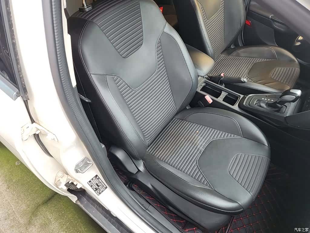 Ford Focus, 2017 25