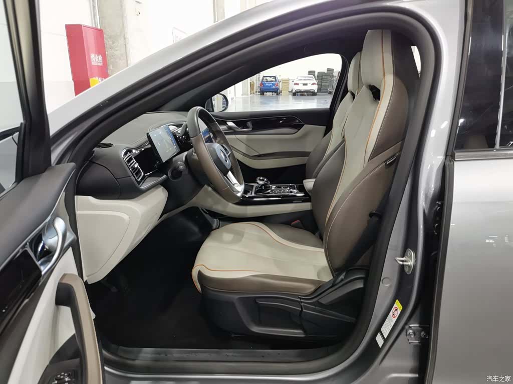 BYD Qin, 2023 10