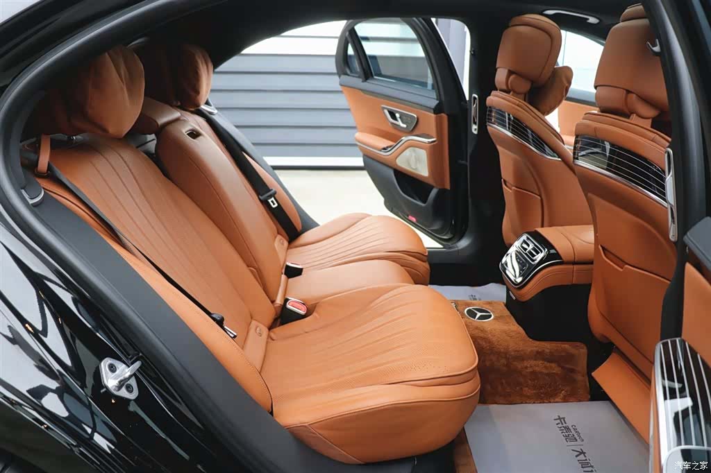 Mercedes-Benz S-Class, 2023 23