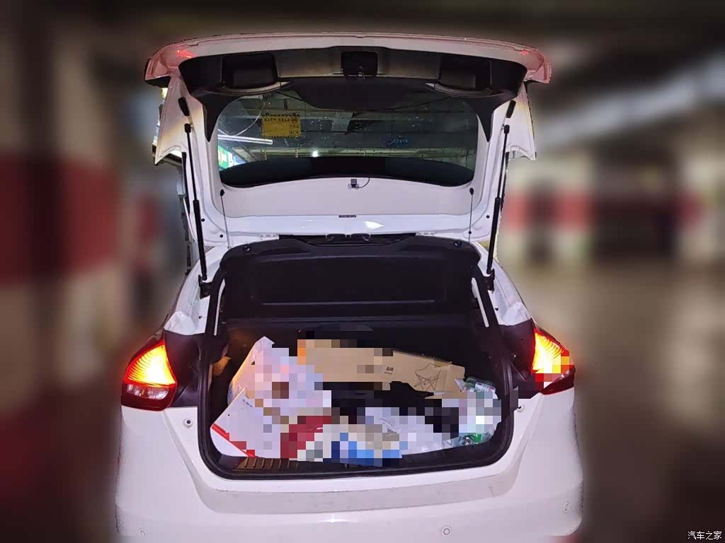 Ford Focus, 2019 16