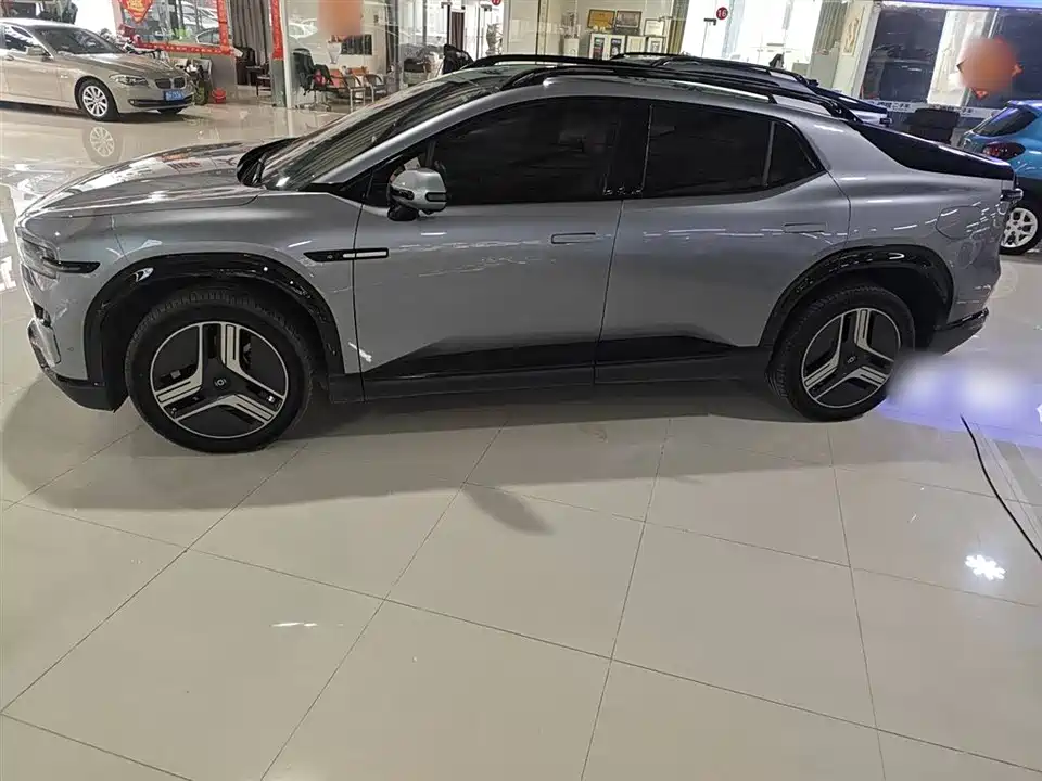Changan E07