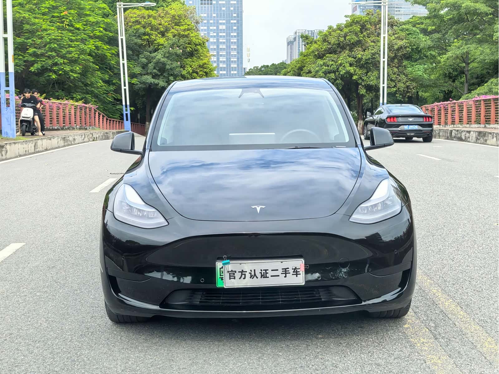 Tesla Model Y, 2022 2