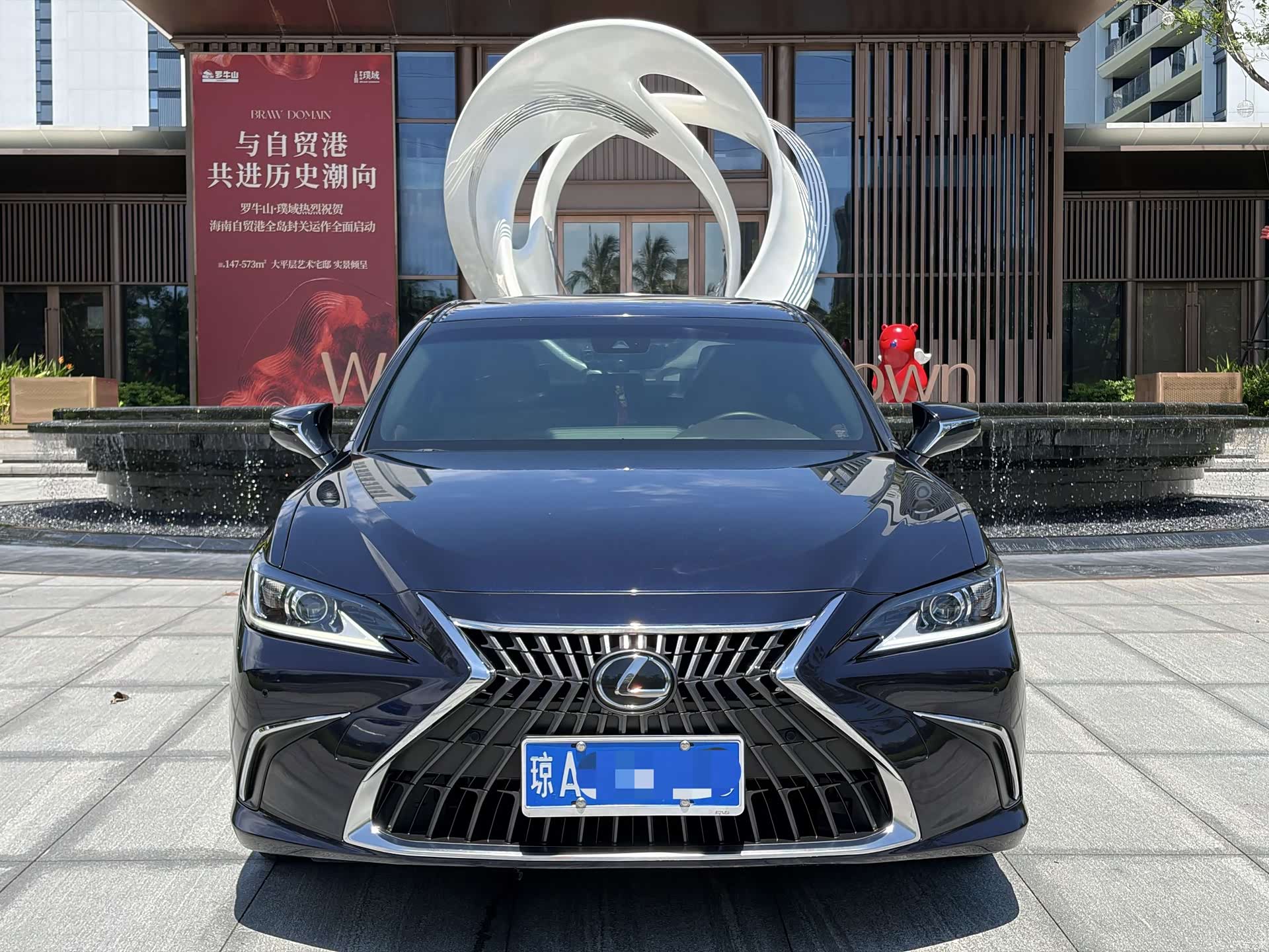 Lexus ES, 2021 3