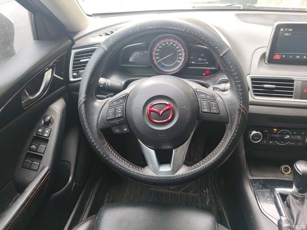 Mazda Mazda3, 2015 3