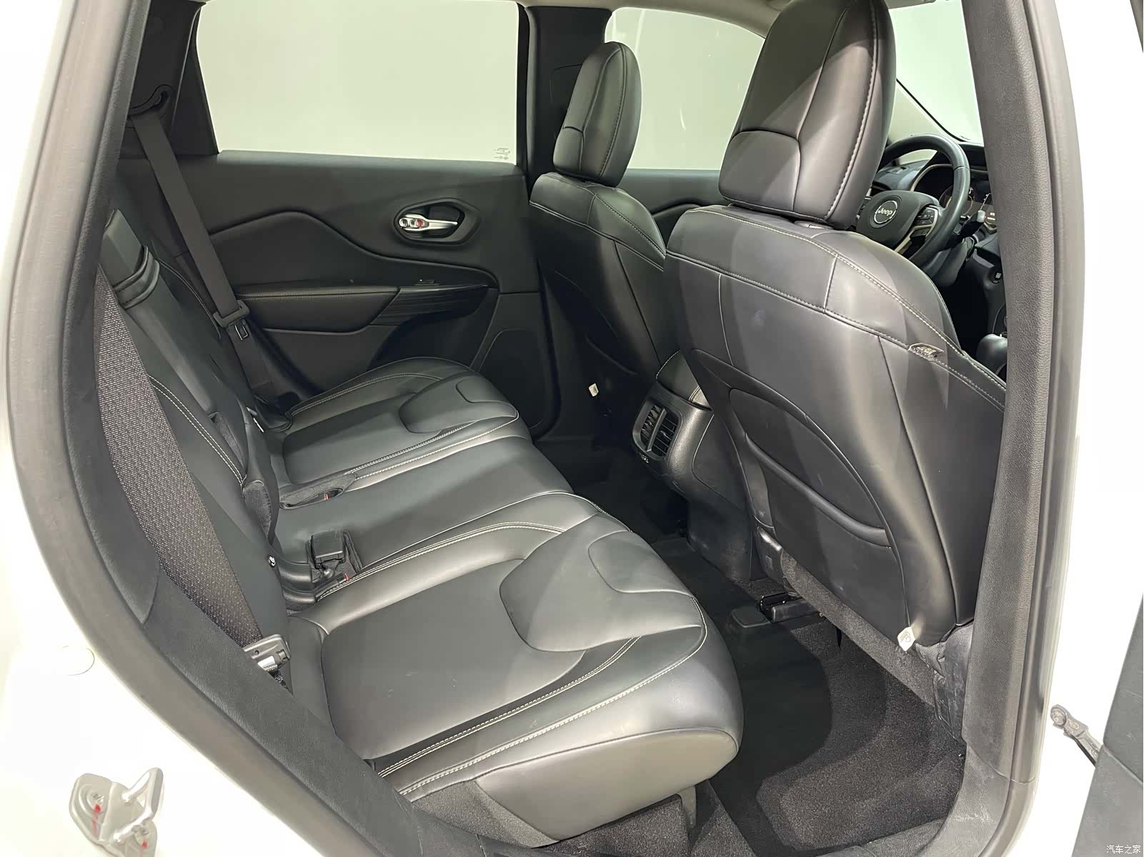 Jeep Cherokee, 2017 20