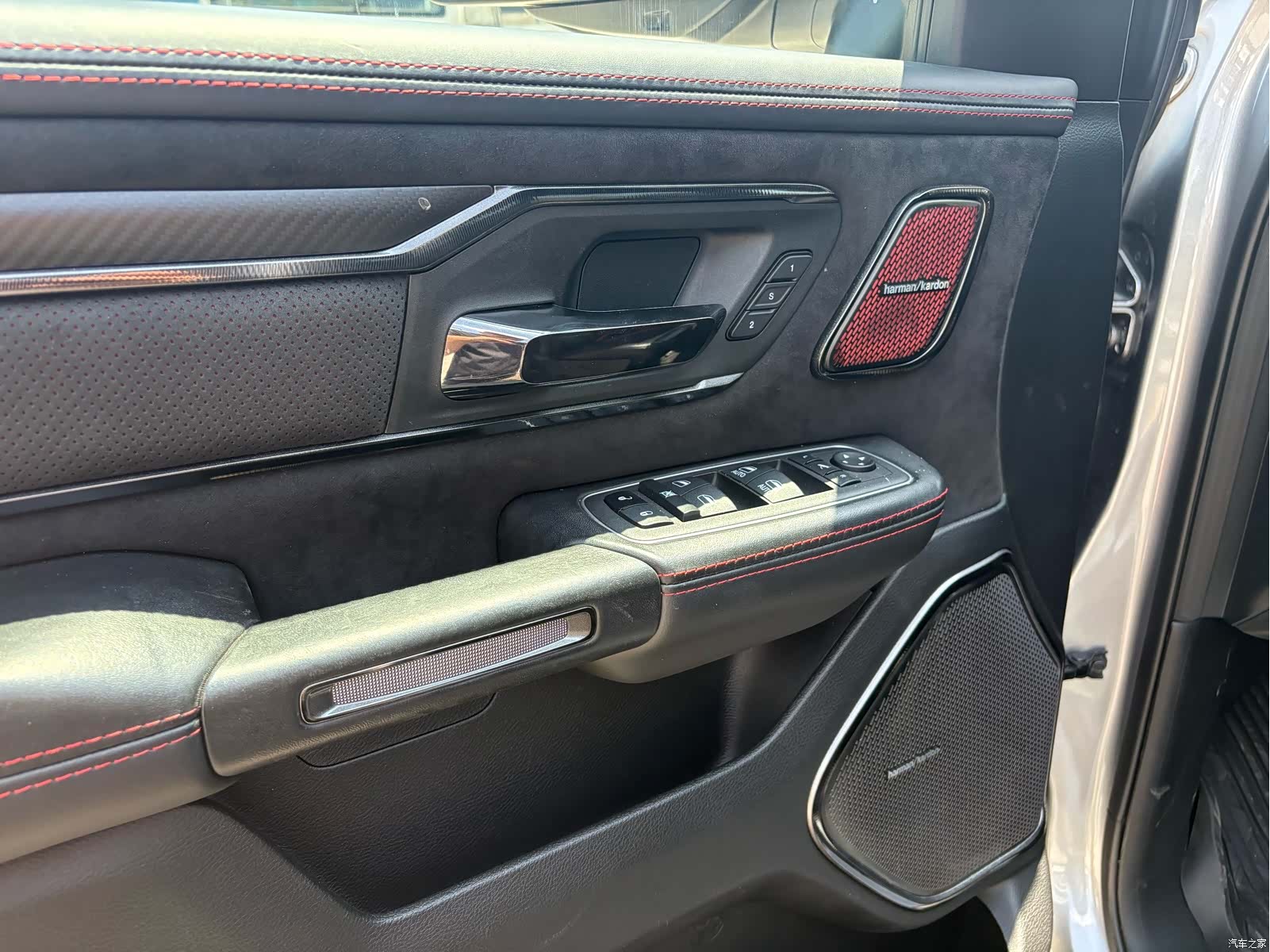 RAM Trucks, 2023 4