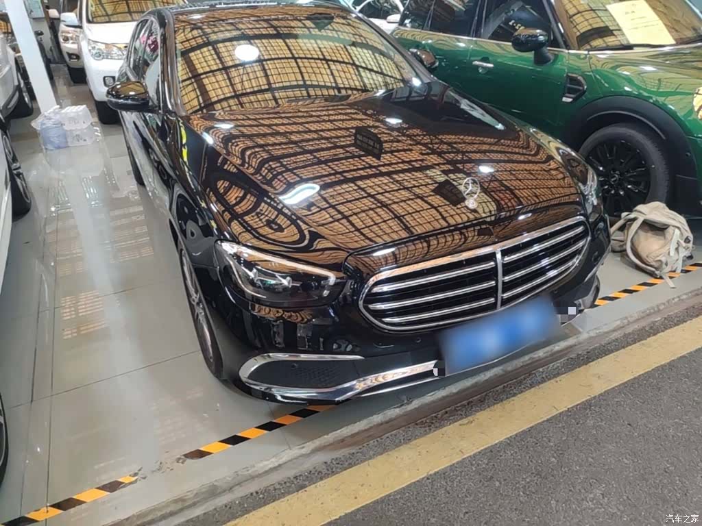 Mercedes-Benz E-Class, 2022 4