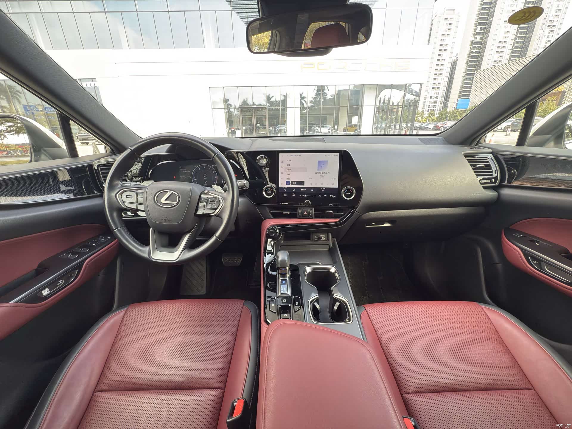 Lexus NX, 2022 16