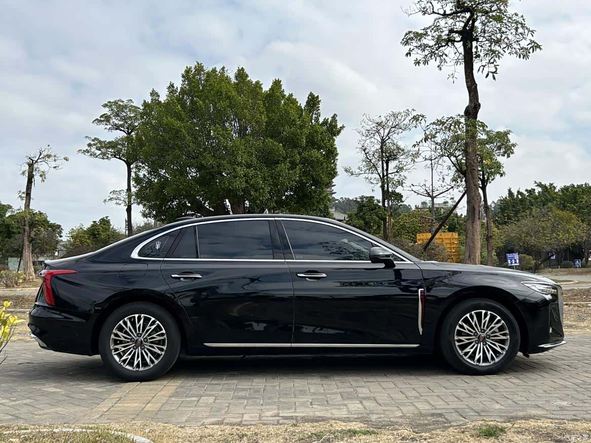 Hongqi H5, 2023 21