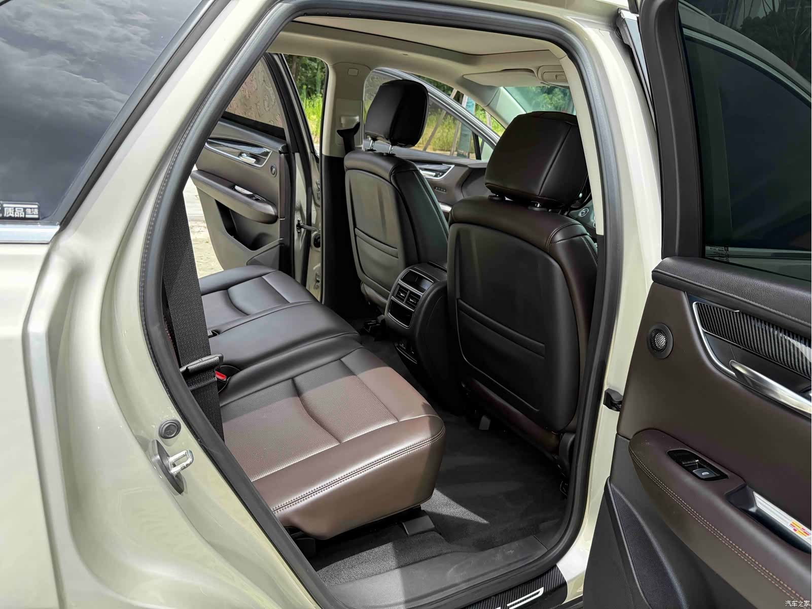 Cadillac XT5, 2016 6