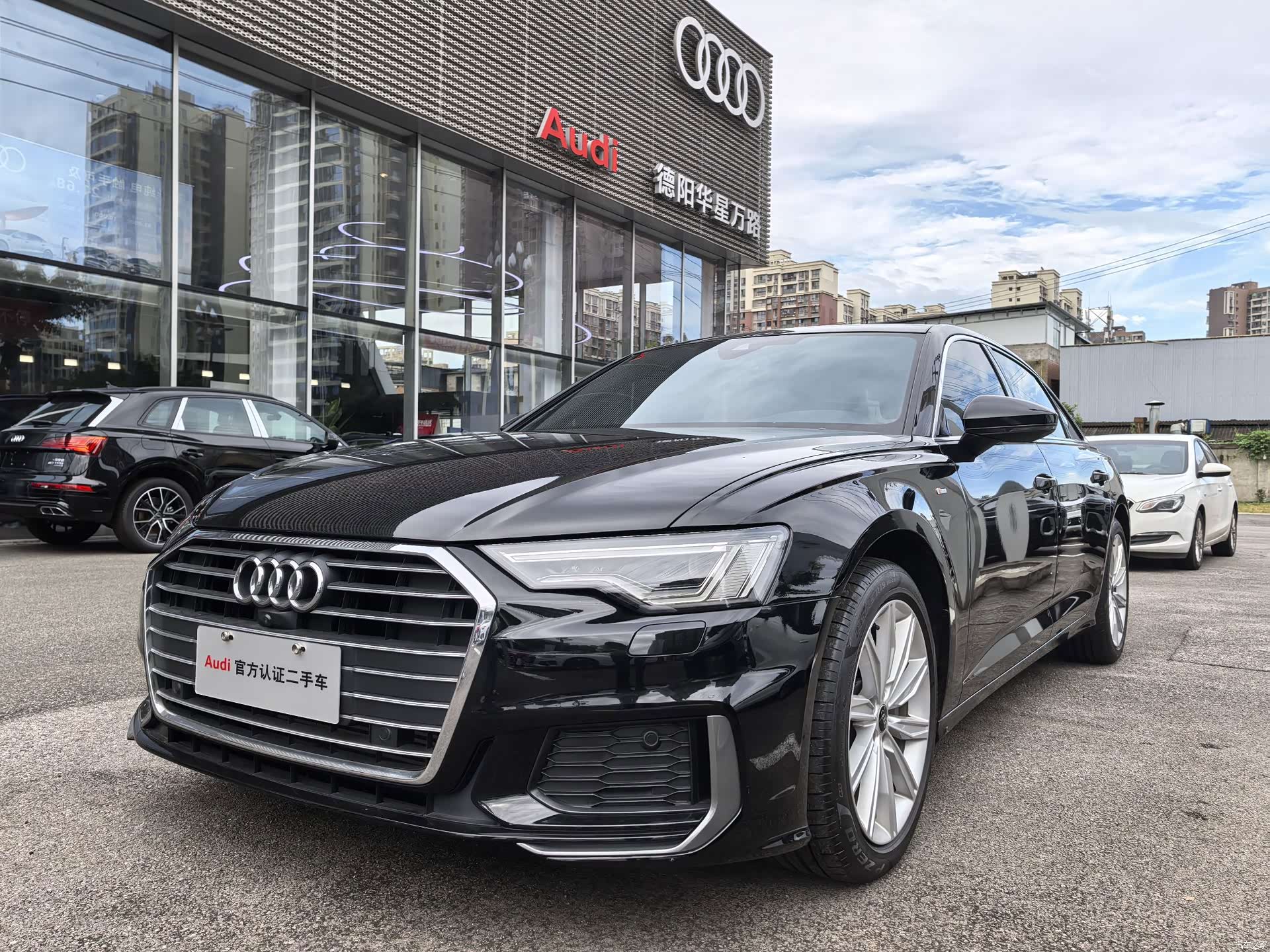 Audi A6L, 2022 1