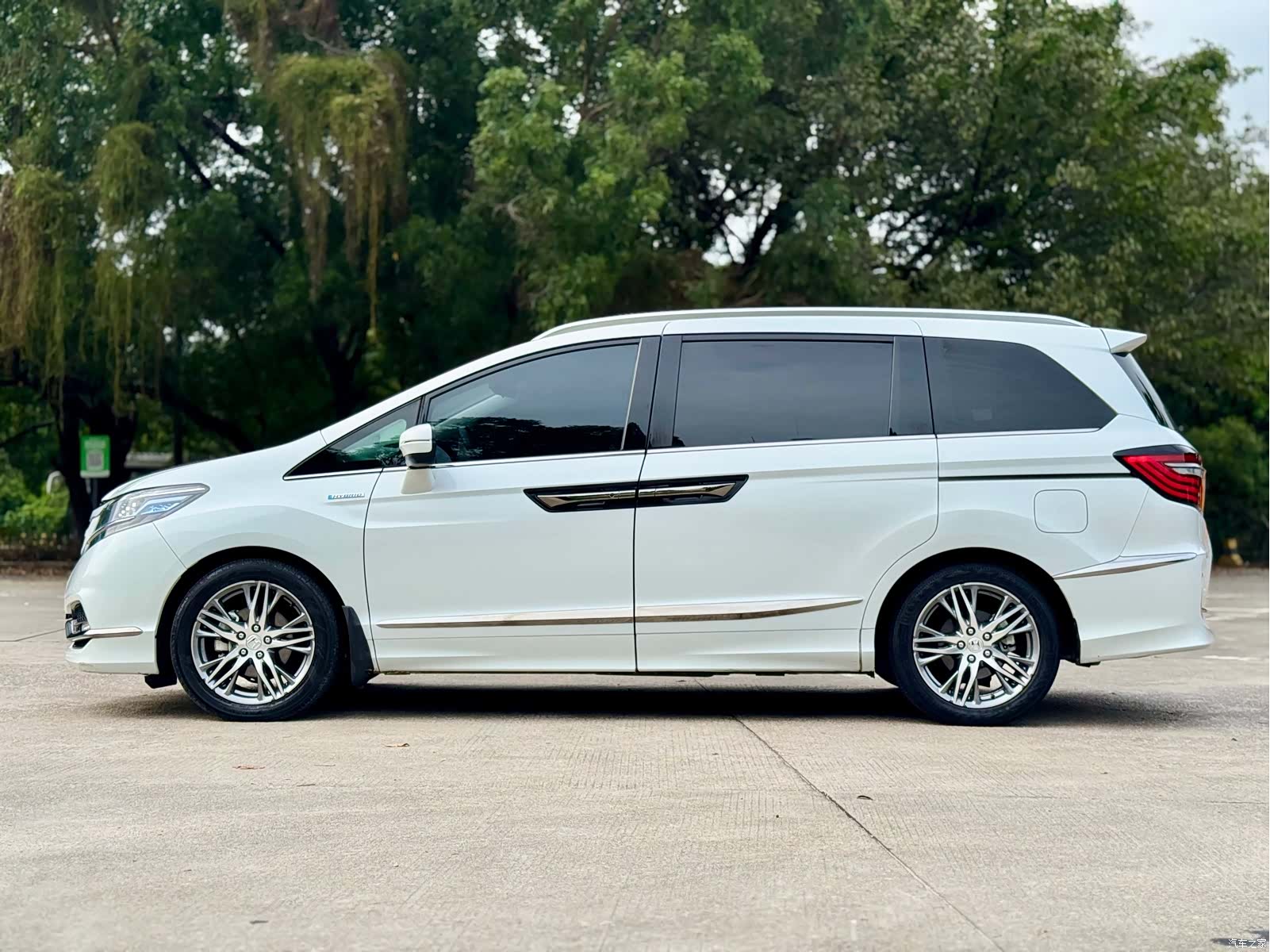 Honda Elysion, 2020 4