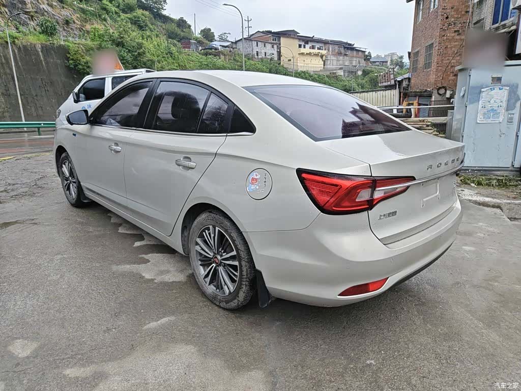 Roewe i5, 2018 9