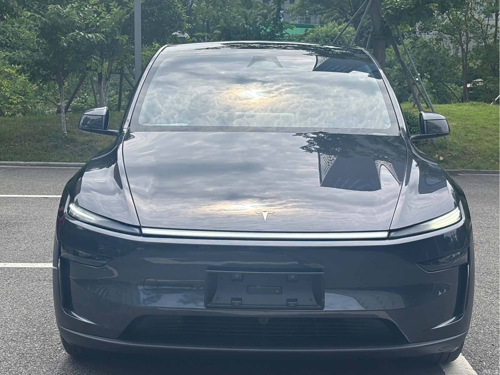 Tesla Model Y, 2025 2