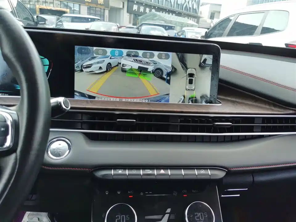 Exeed Chasing the wind