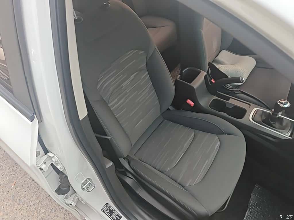 Chevrolet 320, 2018 25