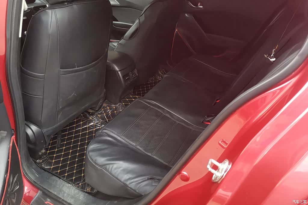 Mazda Mazda3, 2019 11