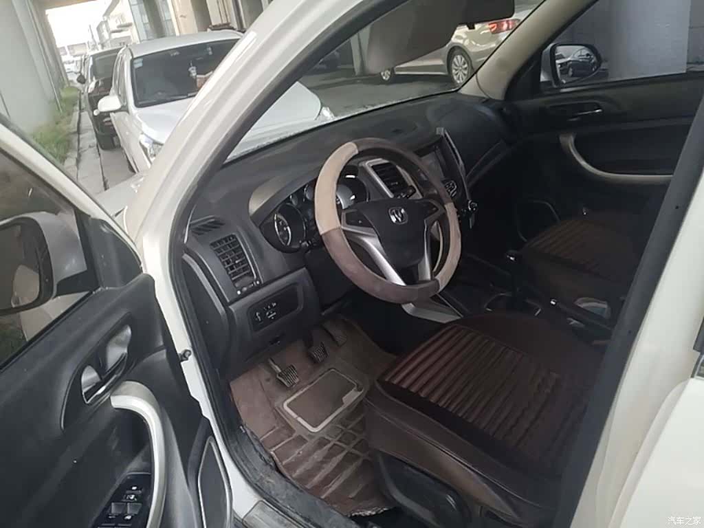 Changan CS35, 2014 23