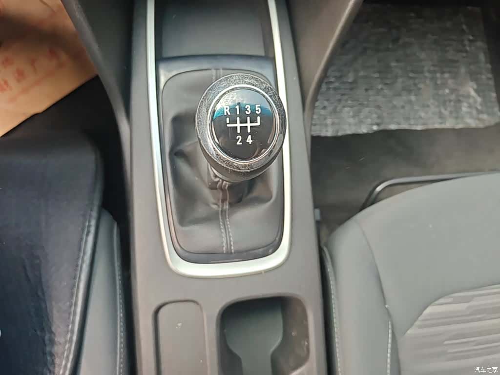 Chevrolet 320, 2018 14