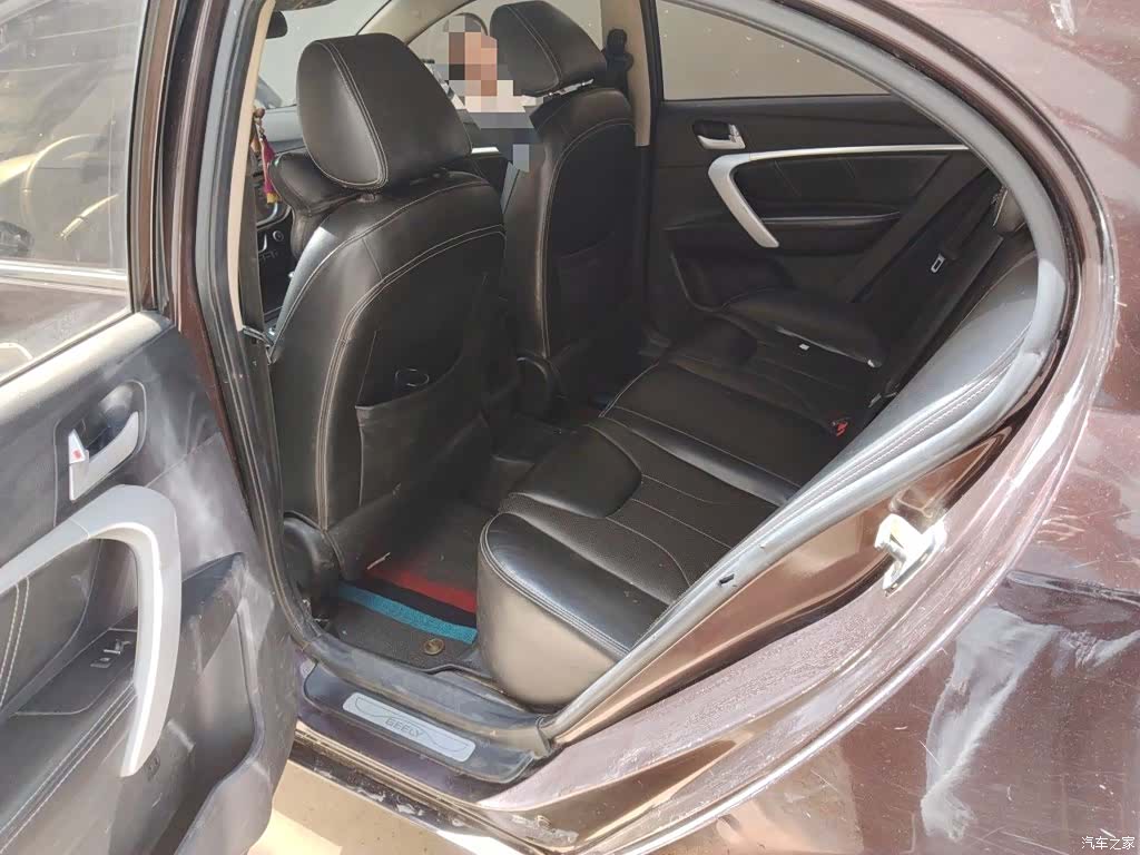 Geely Emgrand, 2017 14