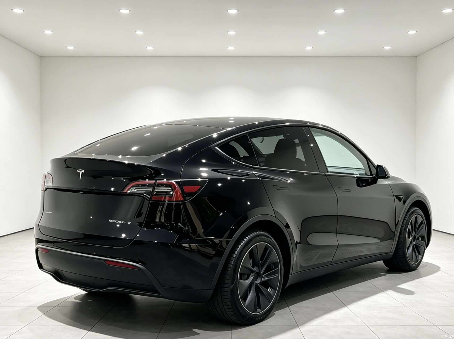 Tesla Model Y, 2023 15