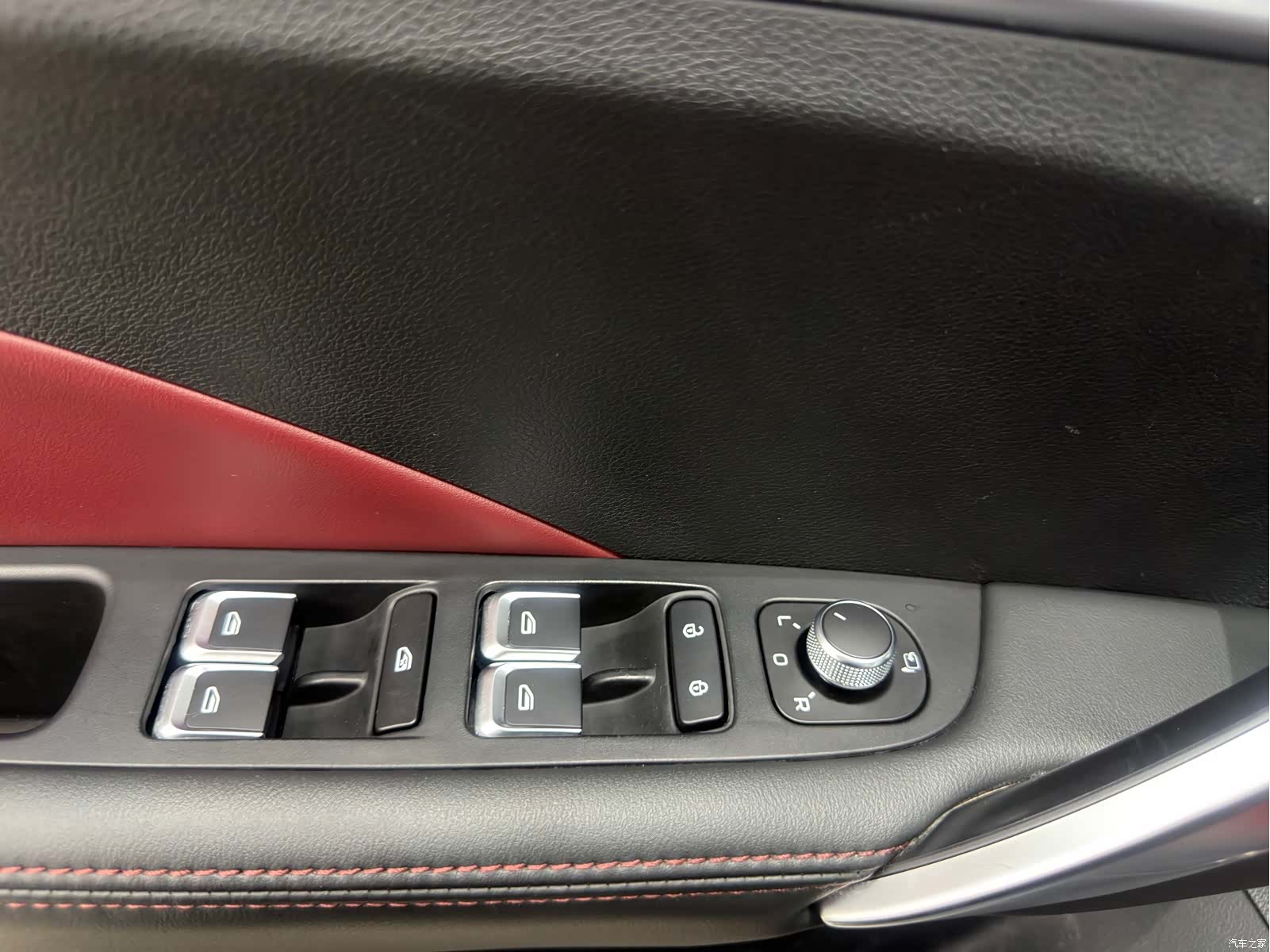 Geely Coolray, 2021 8