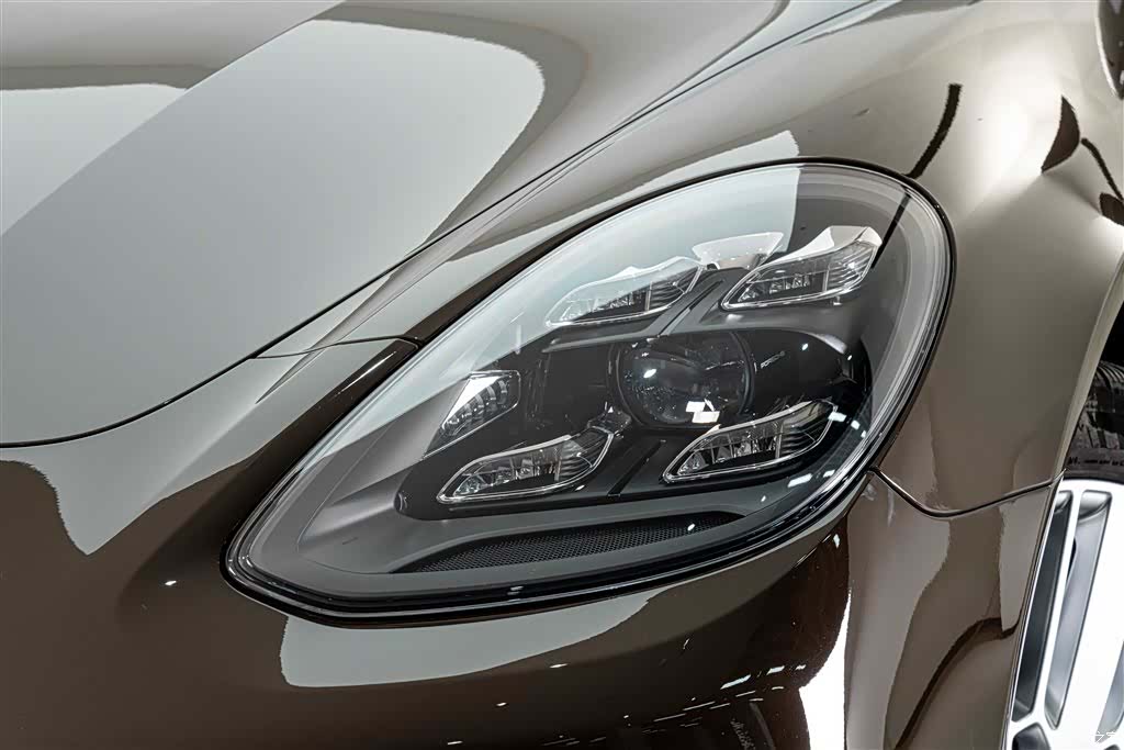 Porsche Panamera, 2022 4