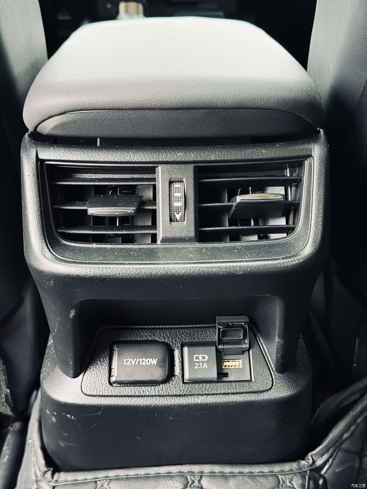 Lexus ES, 2019 39