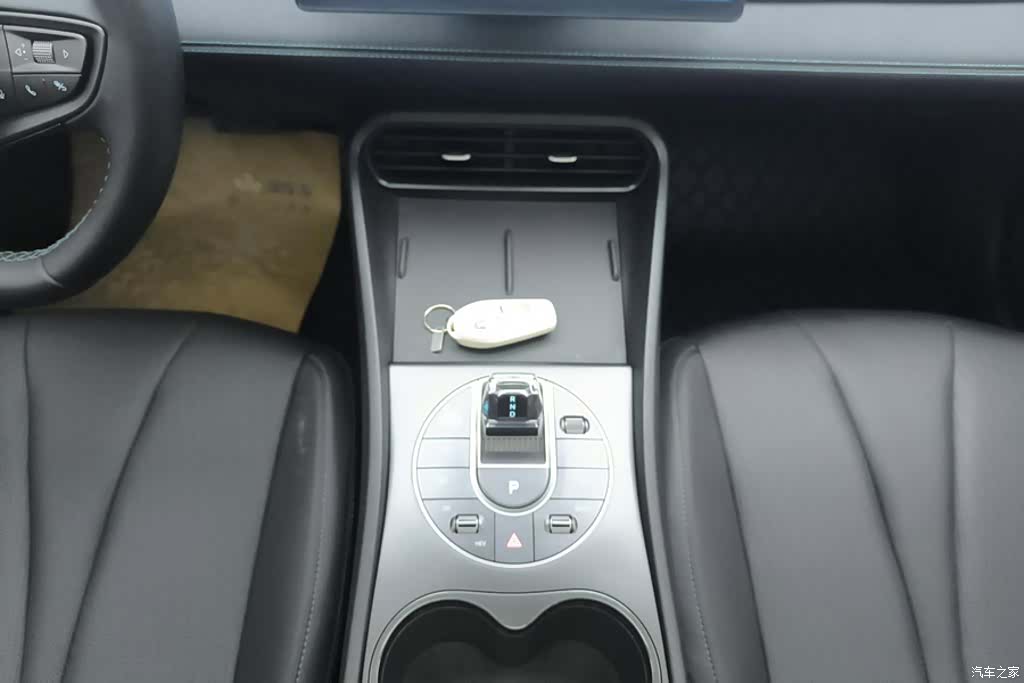 BYD Seal, 2025 16