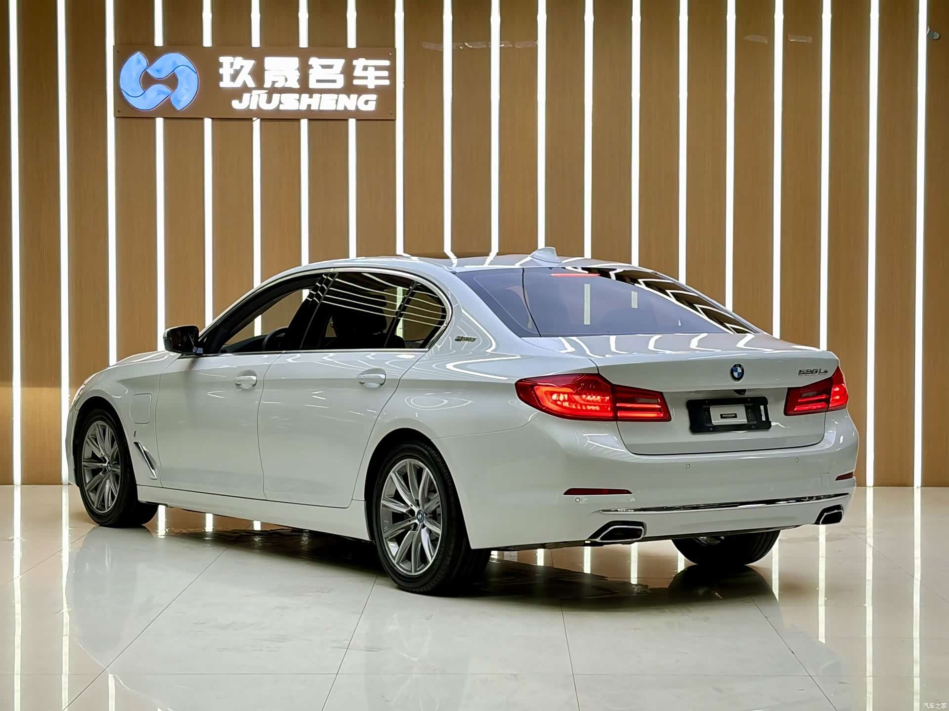 BMW 5 Series, 2018 21