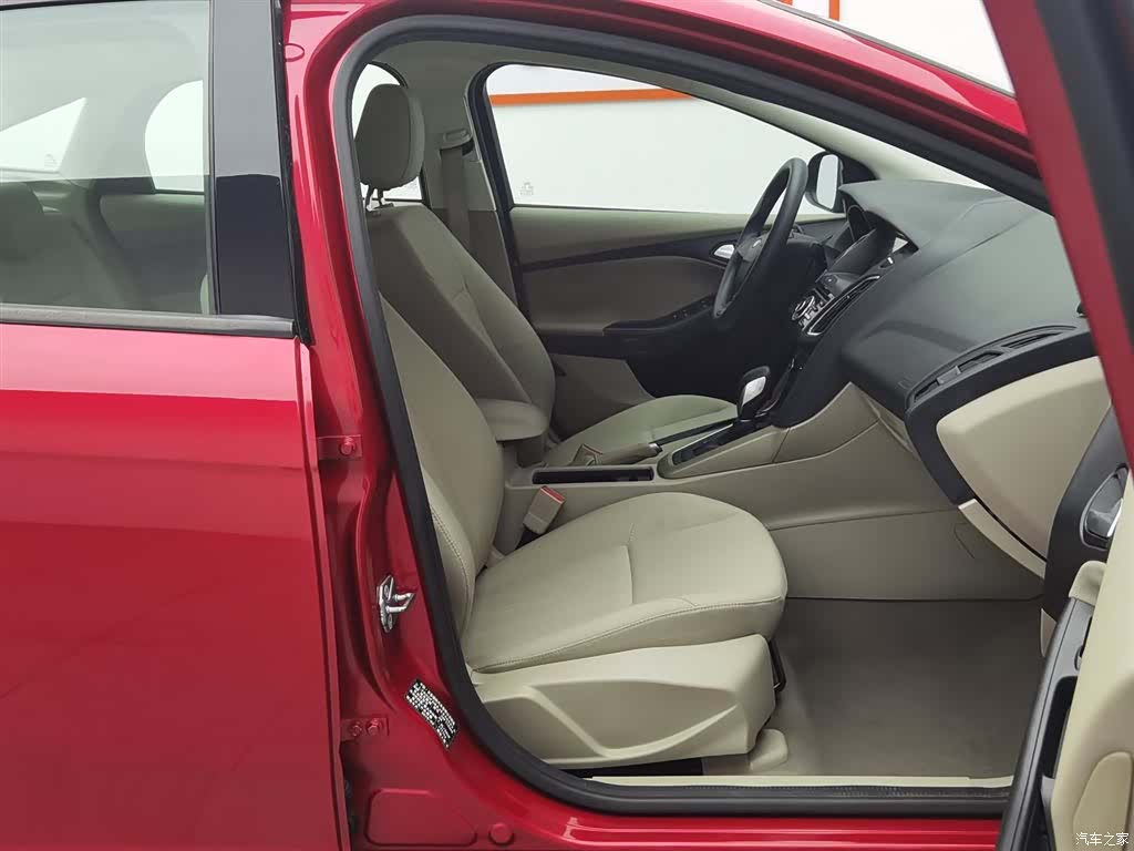 Ford Focus, 2018 23