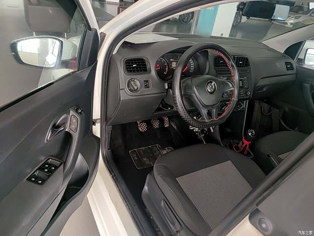 Volkswagen Polo, 2016 16