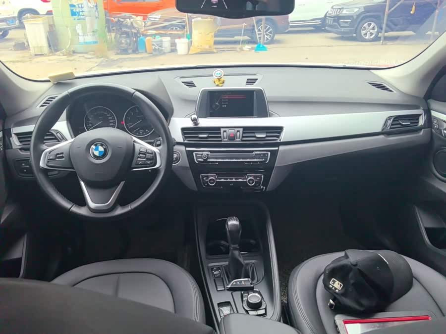 BMW X1 2016, фото 10