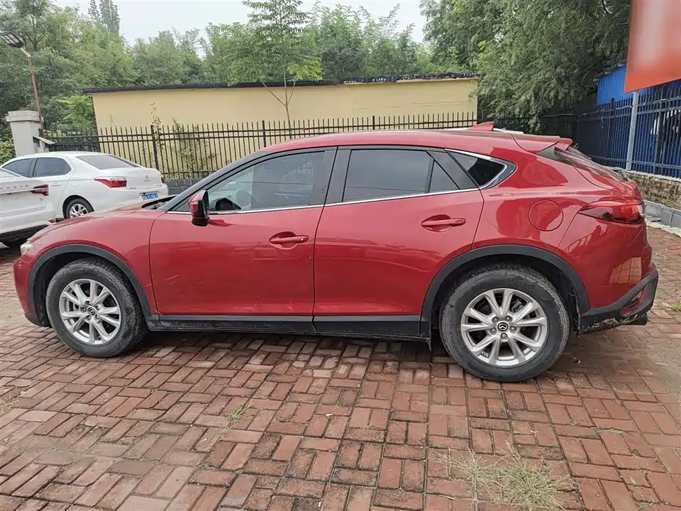 Mazda CX-4