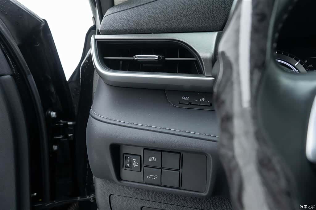 Toyota Highlander, 2024 24