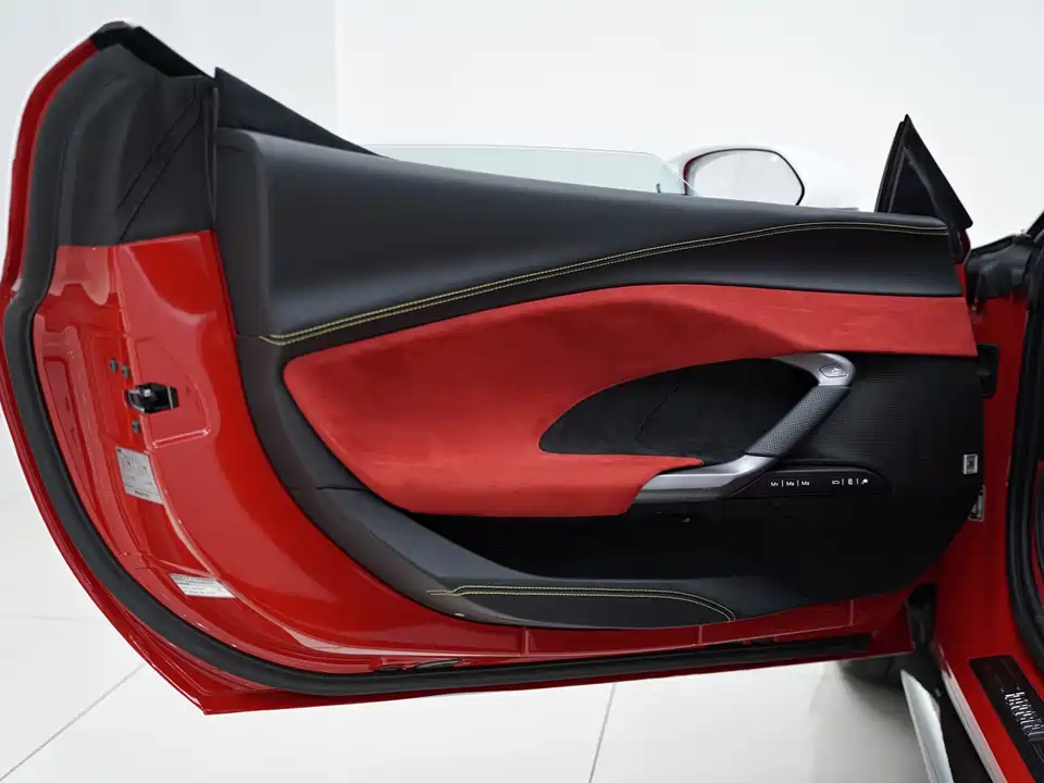 Ferrari 296