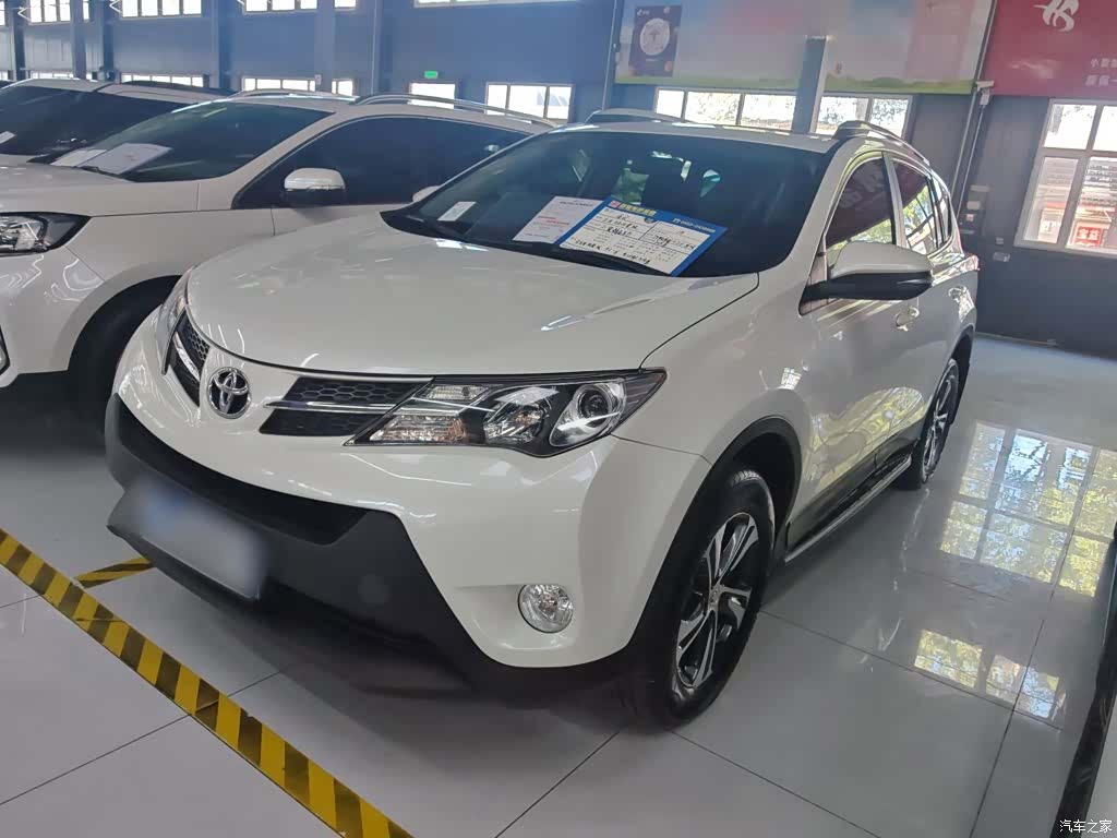Toyota RAV4, 2016 10